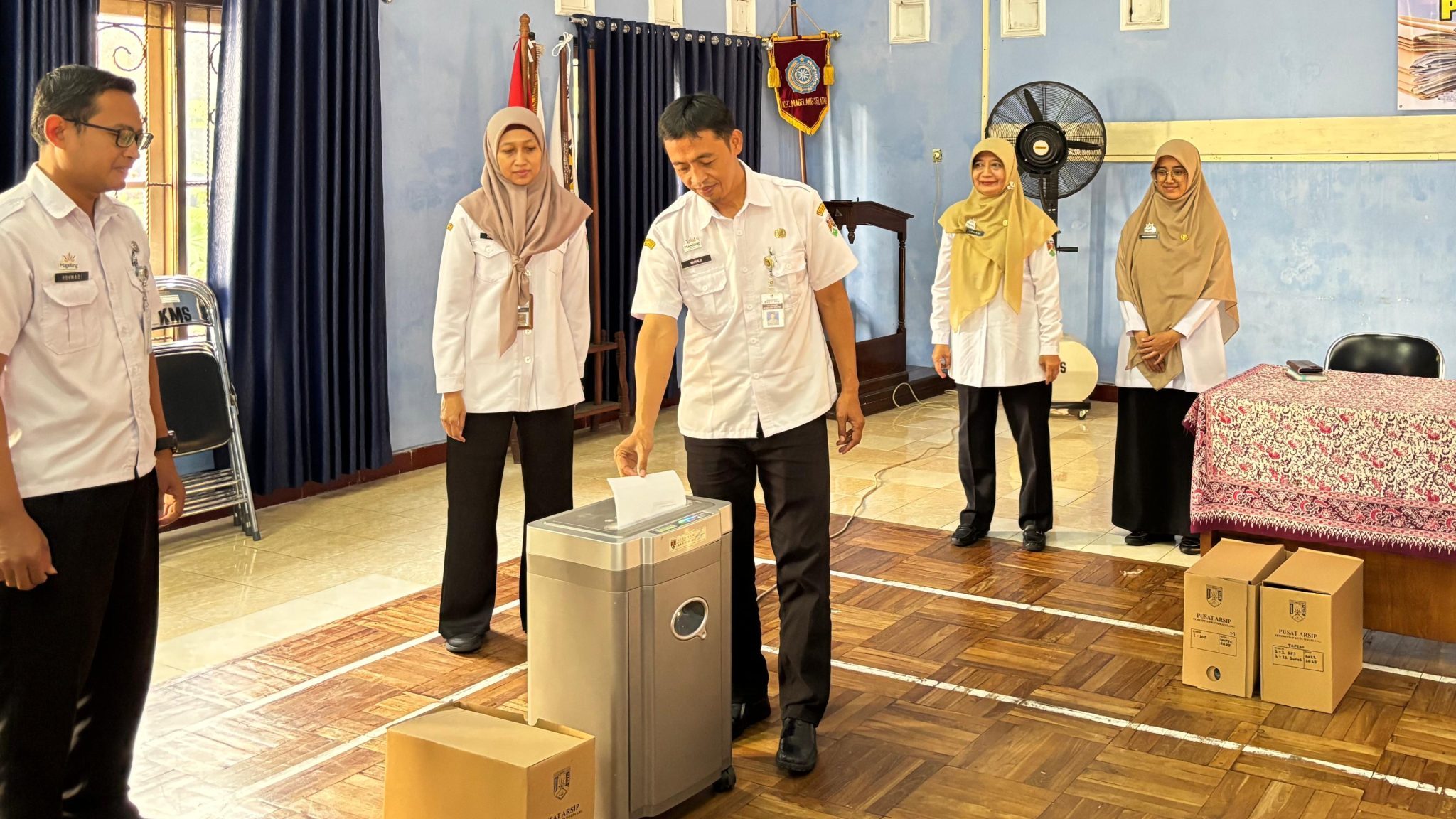You are currently viewing Pemusnahan Arsip Mandiri
